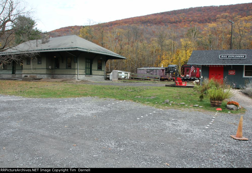 Phoenicia, NY station, and Rail, Explorer building